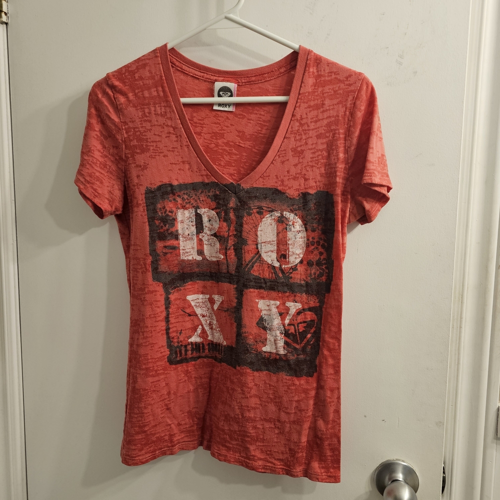 Roxy Red Y2K V Neck Graphic Tee